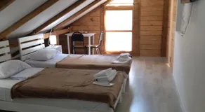 hotel alismereti - Image 2