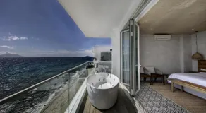 Burgos Reef Boutique Resort - Image 5