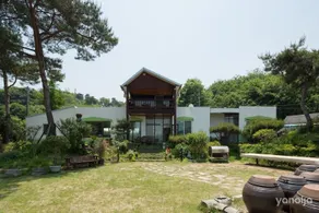 Anseong Songjiwon Pension - Image 2