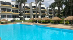 WATERFRONT FLAT - Image 3