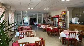 KM 80 Restaurant & Hotel - Image 3