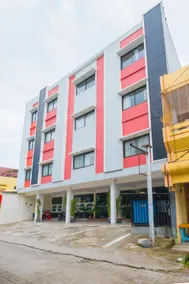 New Legend Hotel - Image 5