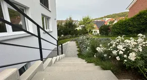 Modernes Apartment mit eigener Terrasse & Garten - Image 4