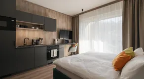 Avenue Apartments - Image 2