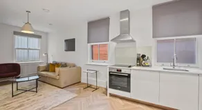Victoria House by Aeria Apartments - Image 2