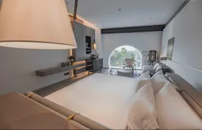 Hui Hotel - Image 4
