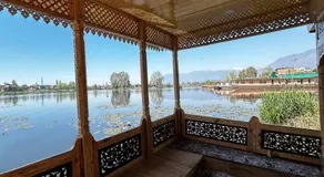 House boat house of common - Image 3