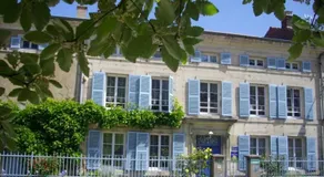 Charmante maison au cœur des vergers avec cheminée, jardin secret et jeux pour enfants - FR-1-585-151 - Image 3