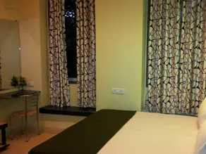 Hotel Blue Bird Colaba - Image 2