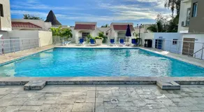 Cozy Hideaway Apt Near Beach - Image 3