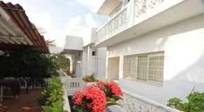 Daphne Hotel - Image 5