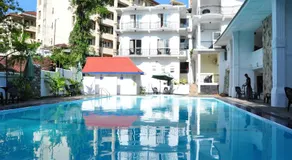 Peradeniya Rest House - Image 2