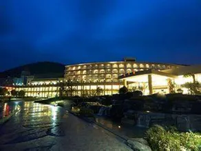 New Century Grand Hotel Xuzhou - Image 4