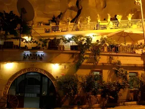 Elite Cave Suites - Image 2
