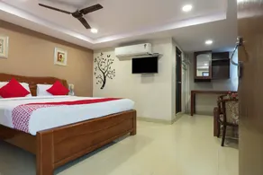 Hotel Padmini Elite - Image 2