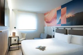 ibis Styles Santander - Image 2