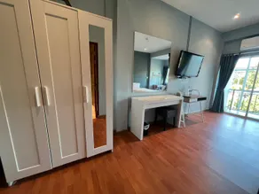 A Hotel Cozy - Image 1