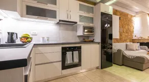 Artemis Luxury Villa - Image 5
