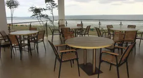 Grand Navro Hotel - Image 4