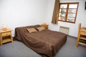 Adonis Valberg Hotel Le Chastellan - Image 5