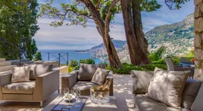 Luxurious Villa Overlooking Monaco - Image 5