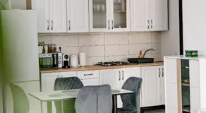 Airport apartment - Image 5