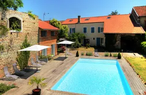 La Cour Des Saligues - Image 2