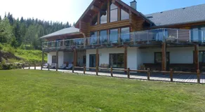 Little Black Bear Lodge/B&B - Image 2