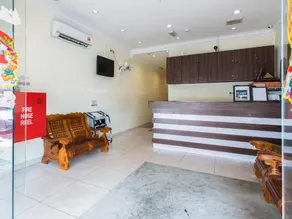 Hotel Traveller - Image 5