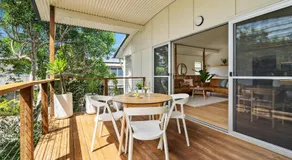 Upscale Beach Shack - Image 5