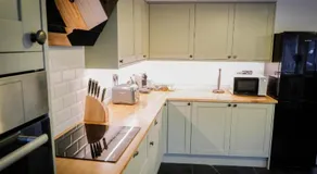 Spacious 4 Bed House Sleeps 8 in Quorn Near Loughborough - Image 5