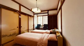 Urasa cottage at the station - Image 2