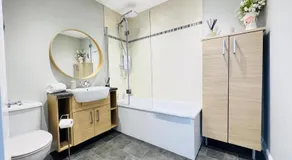 Romantic Penthouse - Image 4