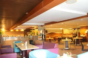 Hotel Asia - Image 5