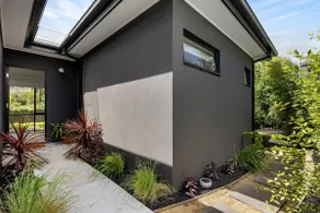Ocean Sounds Studio - quiet location, beach & pool - Image 4