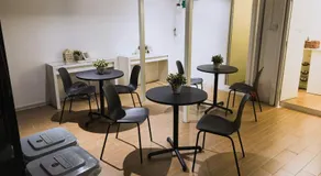 BLANC INN Singapore - Image 4