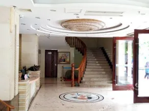 Milan Spring International VIP Building - Image 3