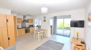 Beach View Apartments - Image 2