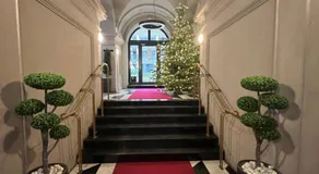 Luxe Studio in City Center with FREE Parking - Image 2