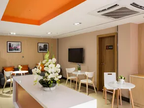 IU Hotel Zhanjiang Guomao City Square - Image 3