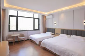 Lakeside Hotel (Hetou Old Street Branch) - Image 3