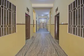 SPOT ON Hotel Radhe - Image 2