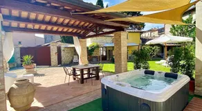 Il Cortile delle Rose Holiday House - Image 2