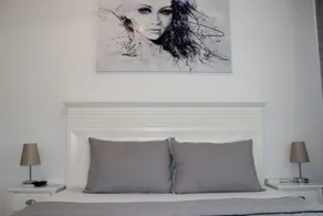 Luxury City Center Apartment – Romana - Image 2