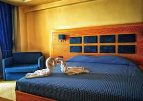 Aegean Blue Beach Hotel - Image 2