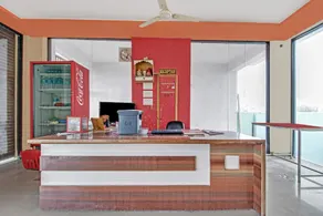 Hotel O Raj Inn - Image 4