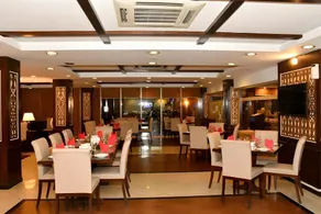 Royalton Hotel Rawalpindi - Image 4