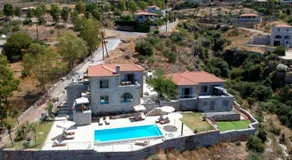 Elsa Villa by Elrin Villas Mani - Image 2