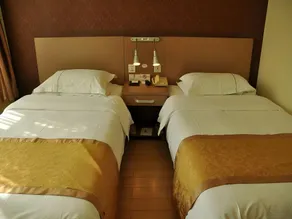Super 8 Hotel Shangdi - Image 5