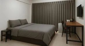 Hug14 Hotel - Image 2